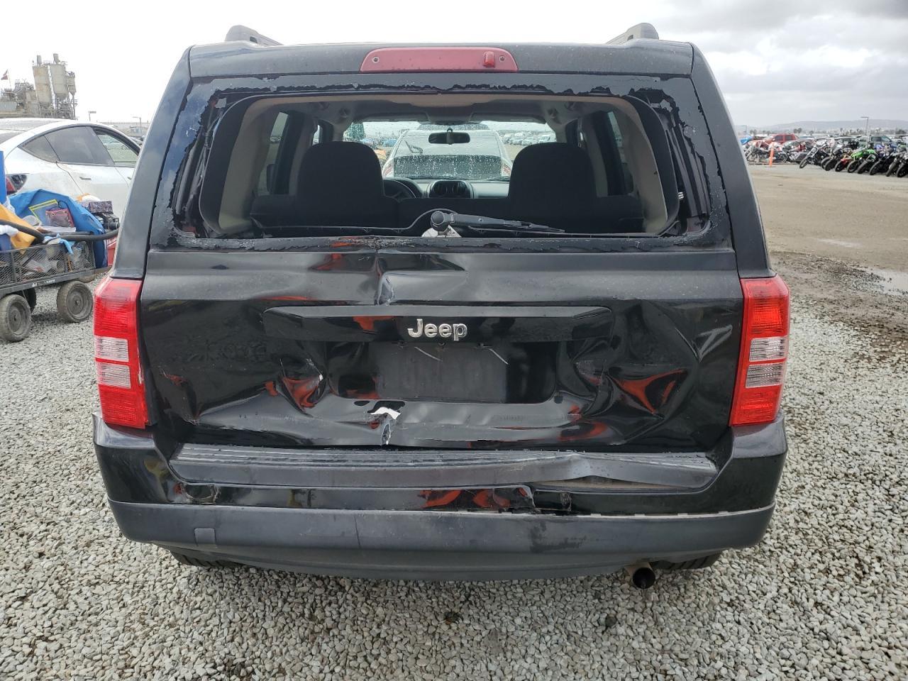 2014 JEEP PATRIOT SP - Фото 6