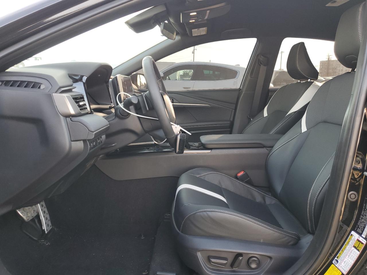 2025 TOYOTA CAMRY XSE - Фото 7