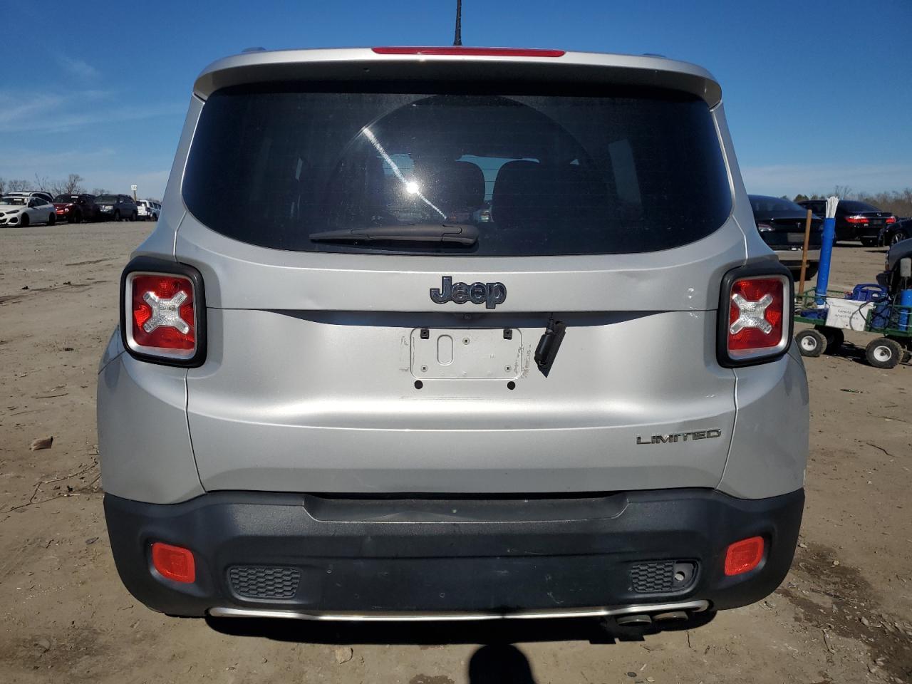 2016 JEEP RENEGADE L - Image 6