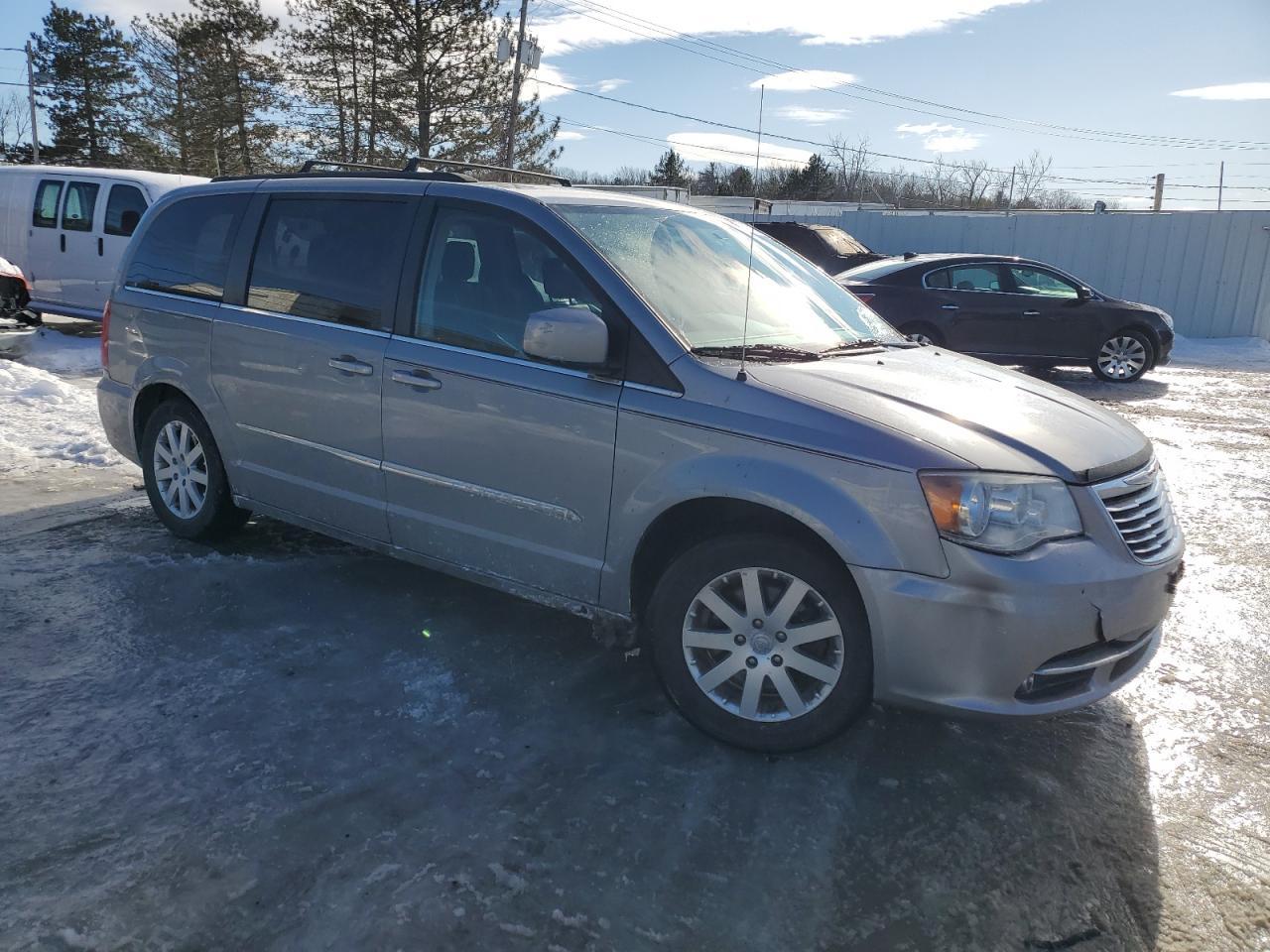 2014 CHRYSLER TOWN & COU - Фото 4