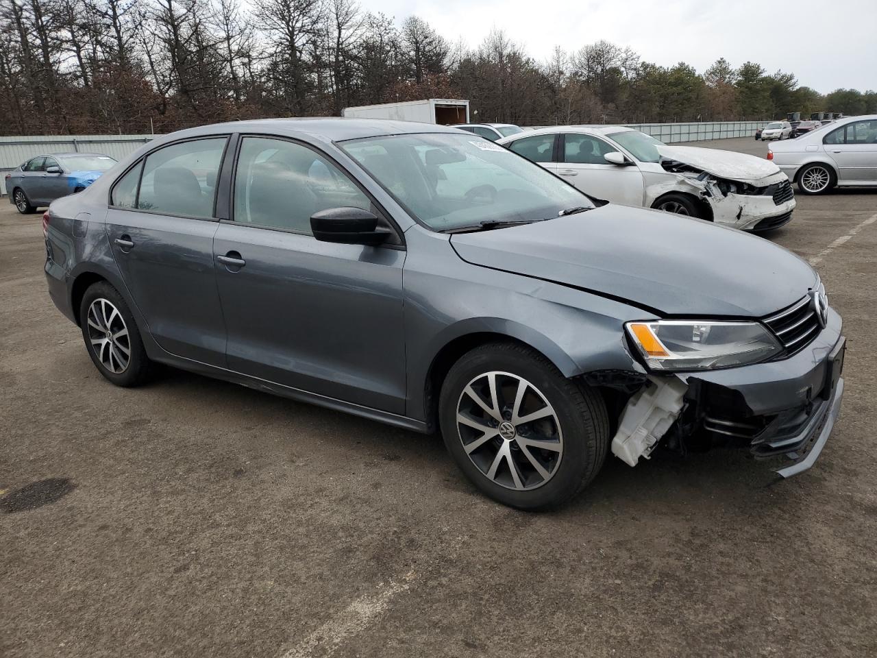 2016 VOLKSWAGEN JETTA SE - Image 4