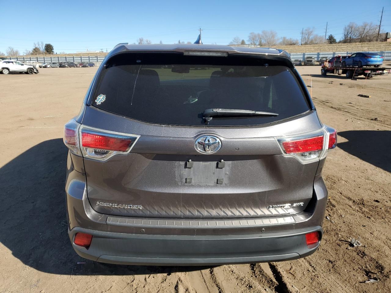 2015 TOYOTA HIGHLANDER - Фото 6