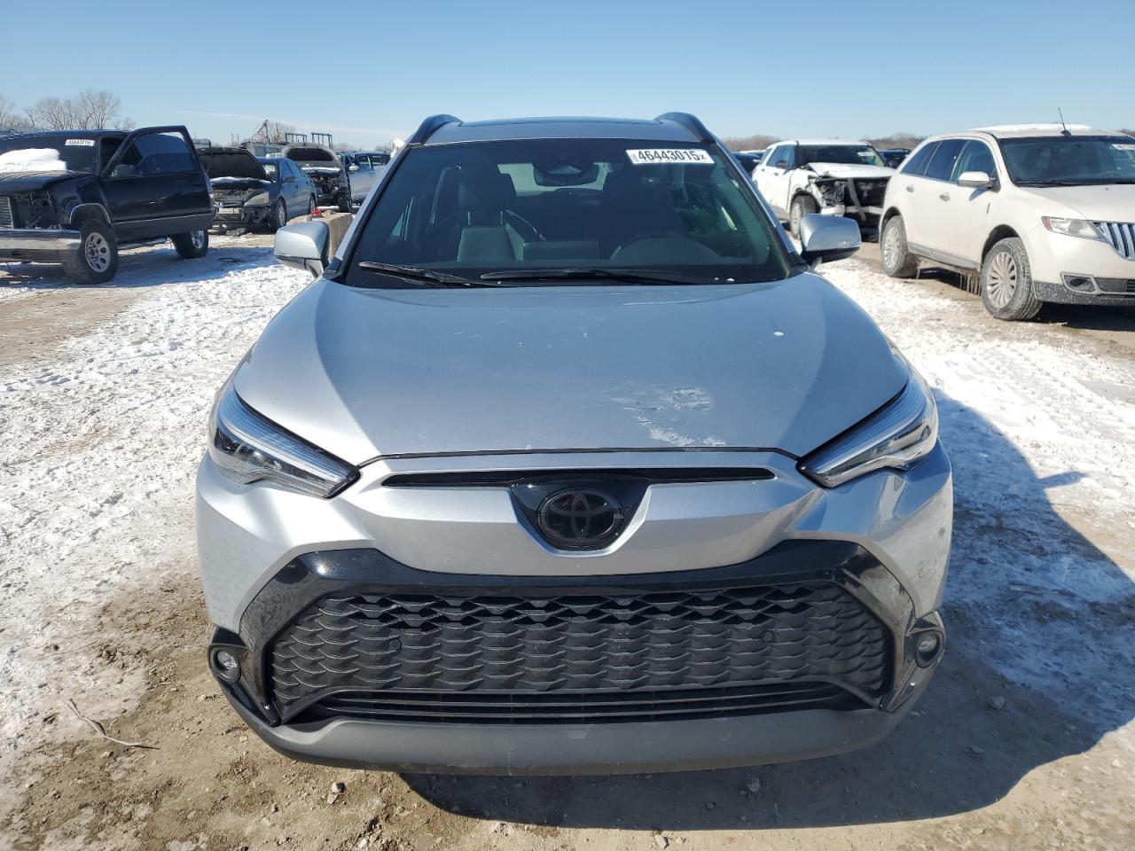 2024 TOYOTA COROLLA CR - Image 5