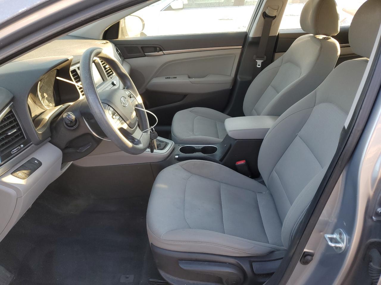 2017 HYUNDAI ELANTRA SE - Фото 7
