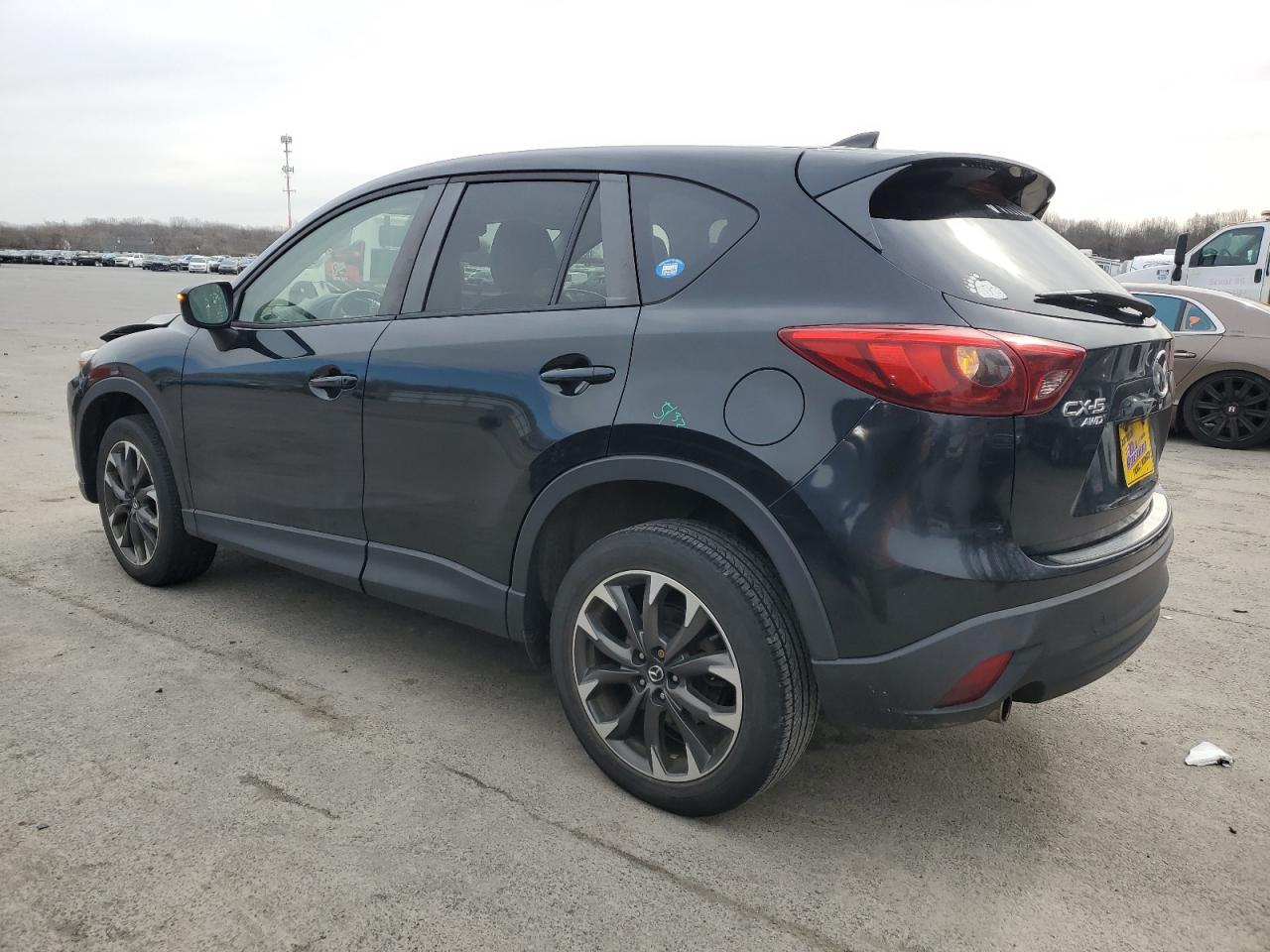 2016 MAZDA CX-5 GT - Image 2
