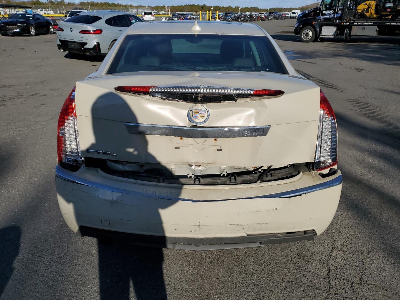 2011 CADILLAC CTS - Image 6