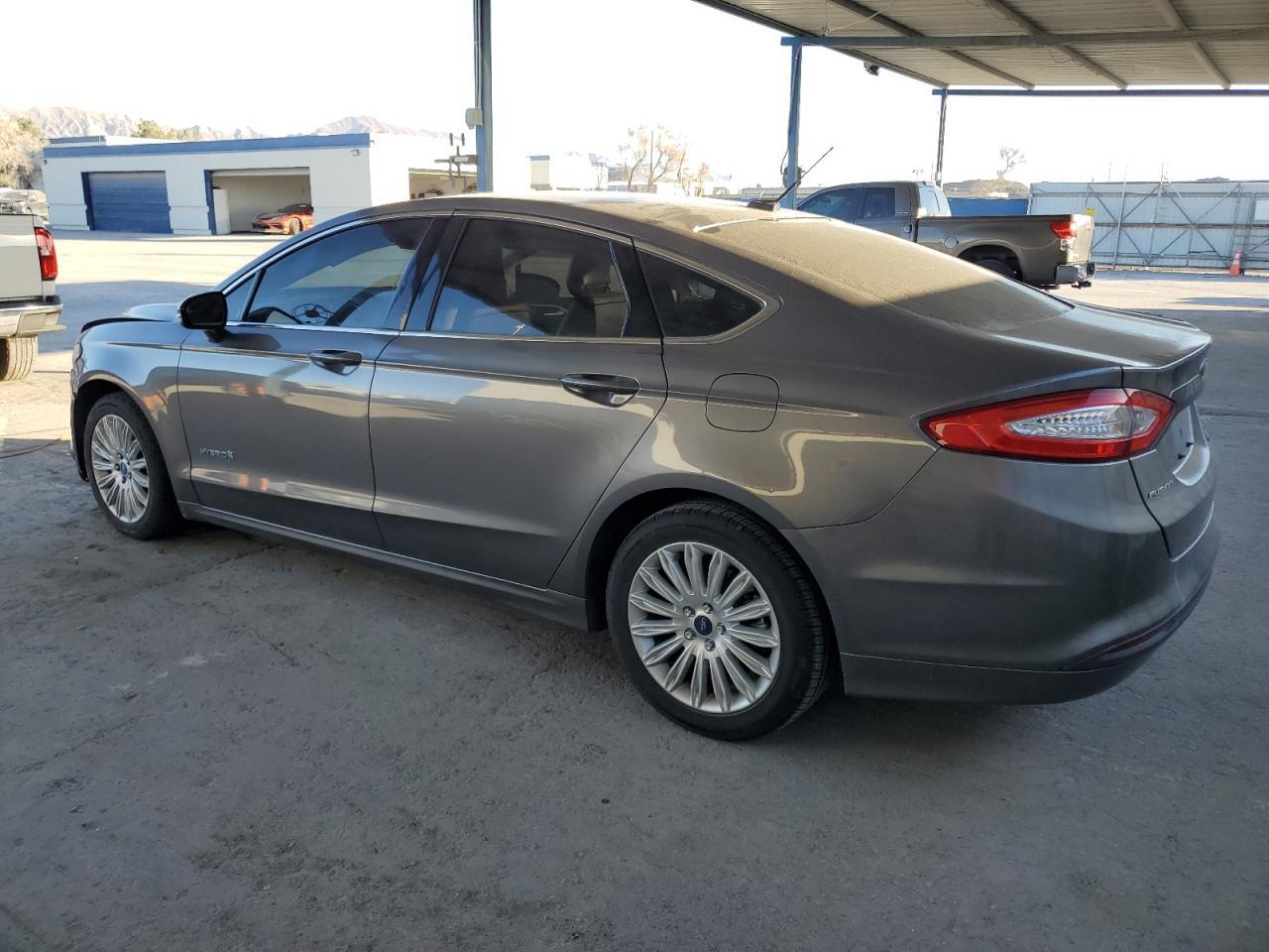 2013 FORD FUSION SE - Image 2