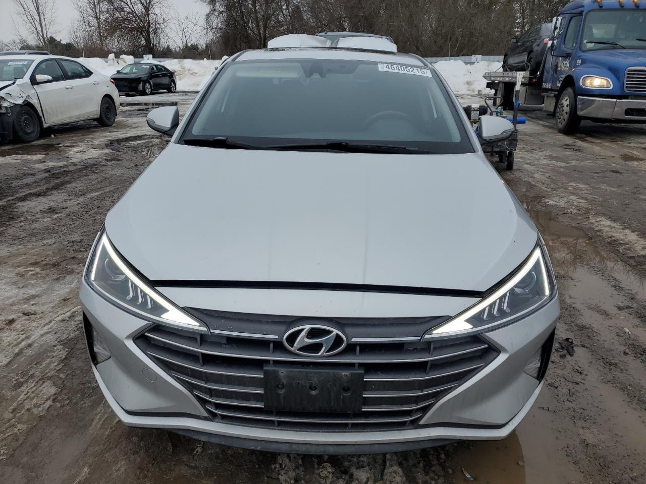 2019 HYUNDAI ELANTRA SE - Фото 5