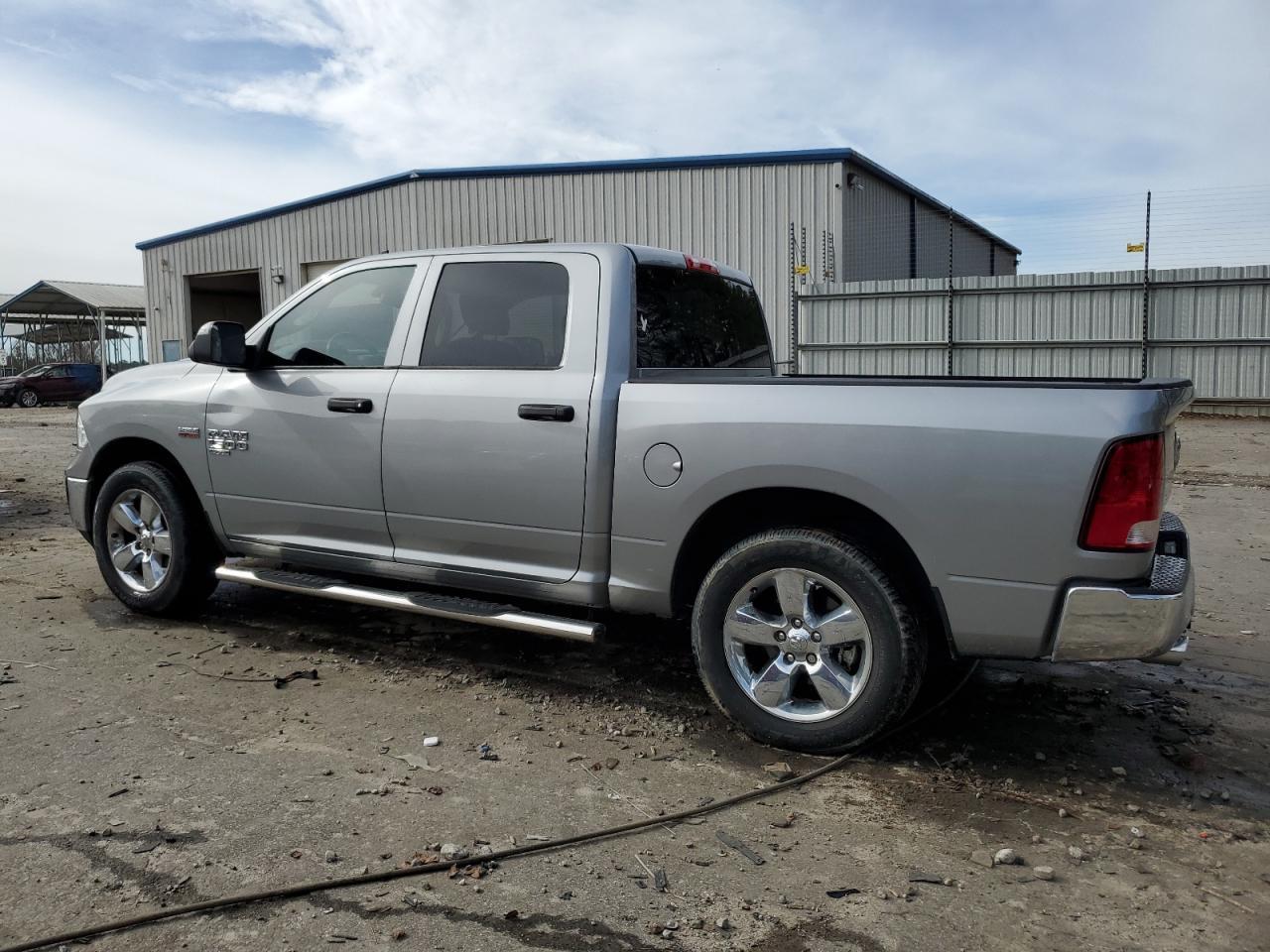 2020 RAM 1500 CLASS - Фото 2