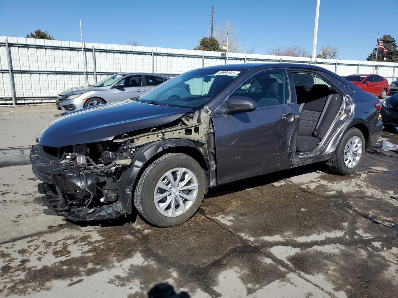 2016 TOYOTA CAMRY LE