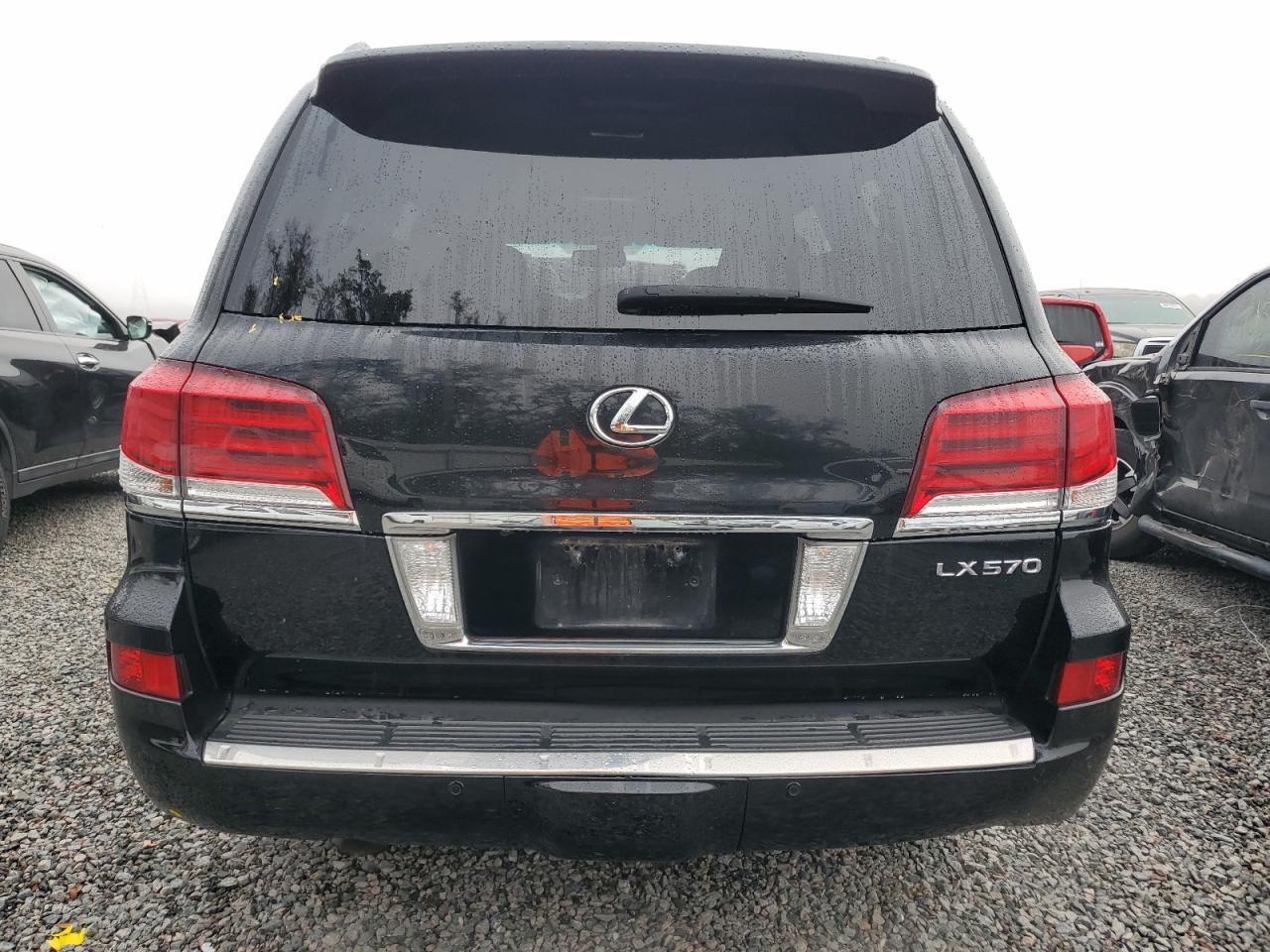 2015 LEXUS LX 570 - Фото 6