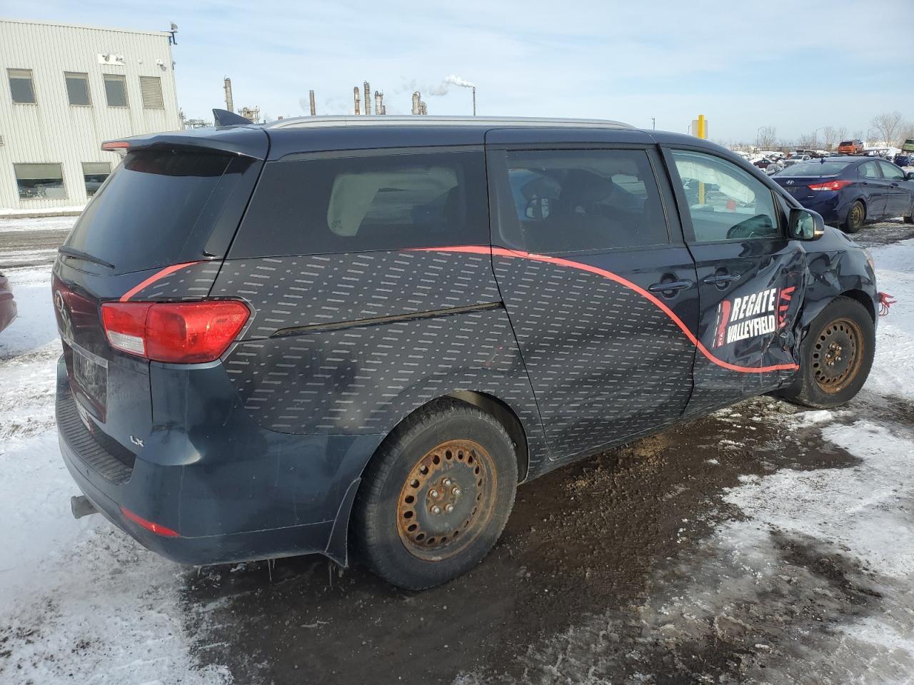 2017 KIA SEDONA LX - Фото 3