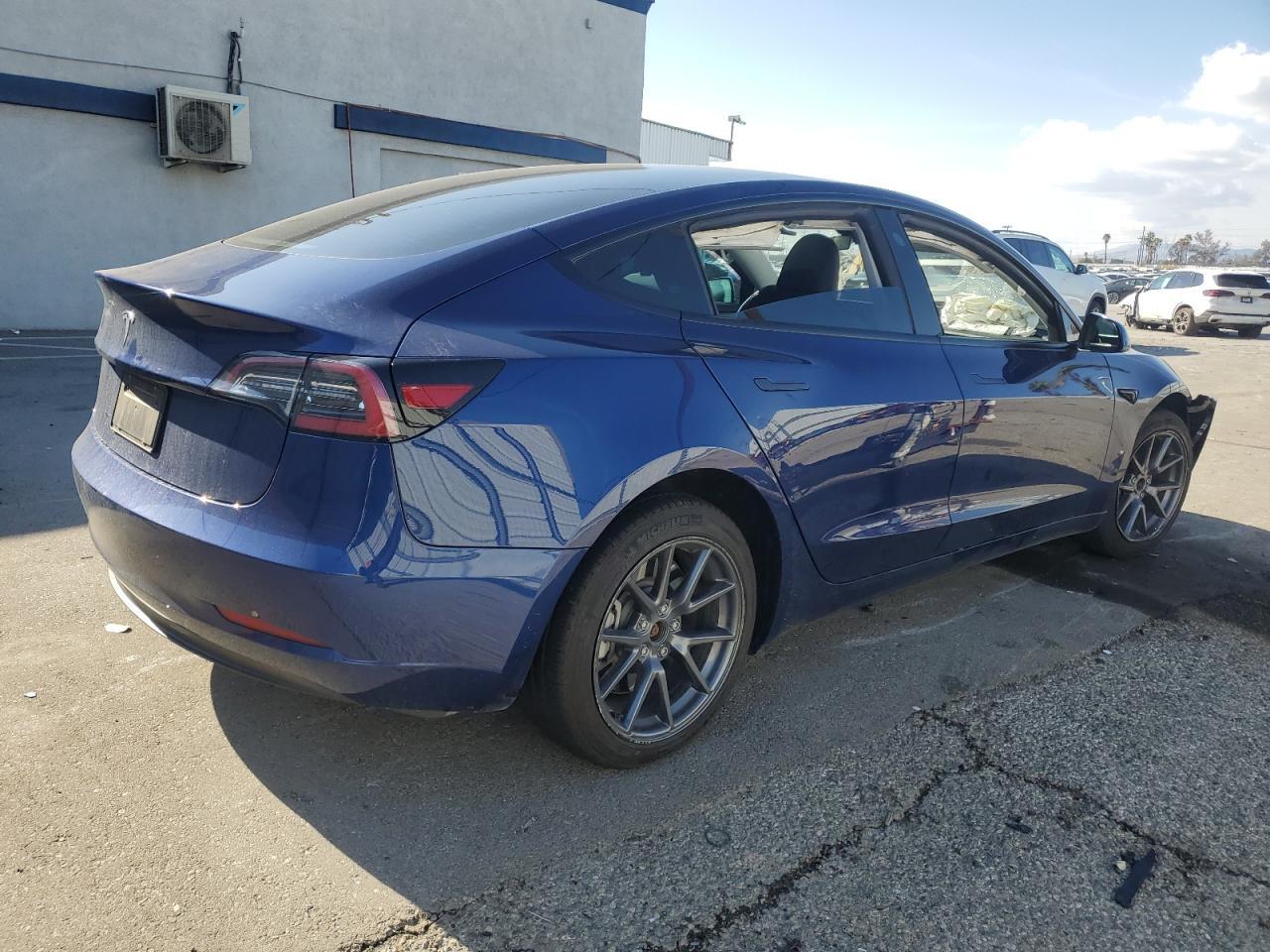 2023 TESLA MODEL 3 - Image 3