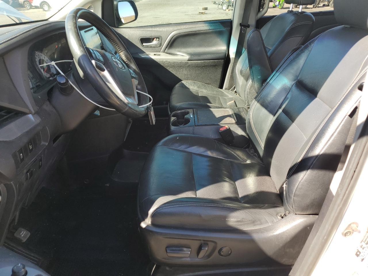 2015 TOYOTA SIENNA SPO - Фото 7