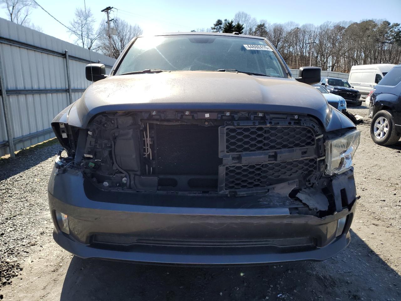 2014 RAM 1500 ST - Image 5