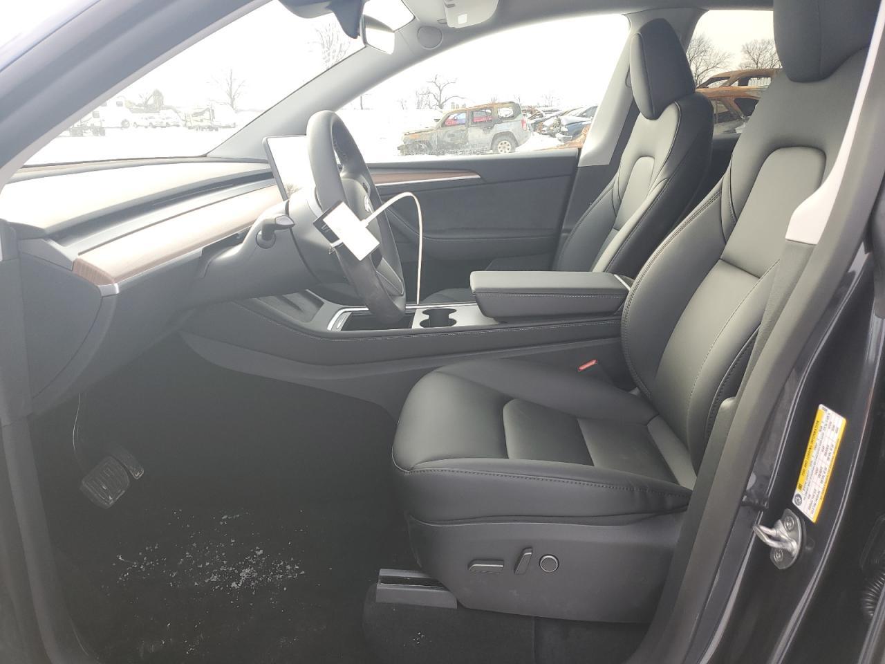 2025 TESLA MODEL Y - Image 7