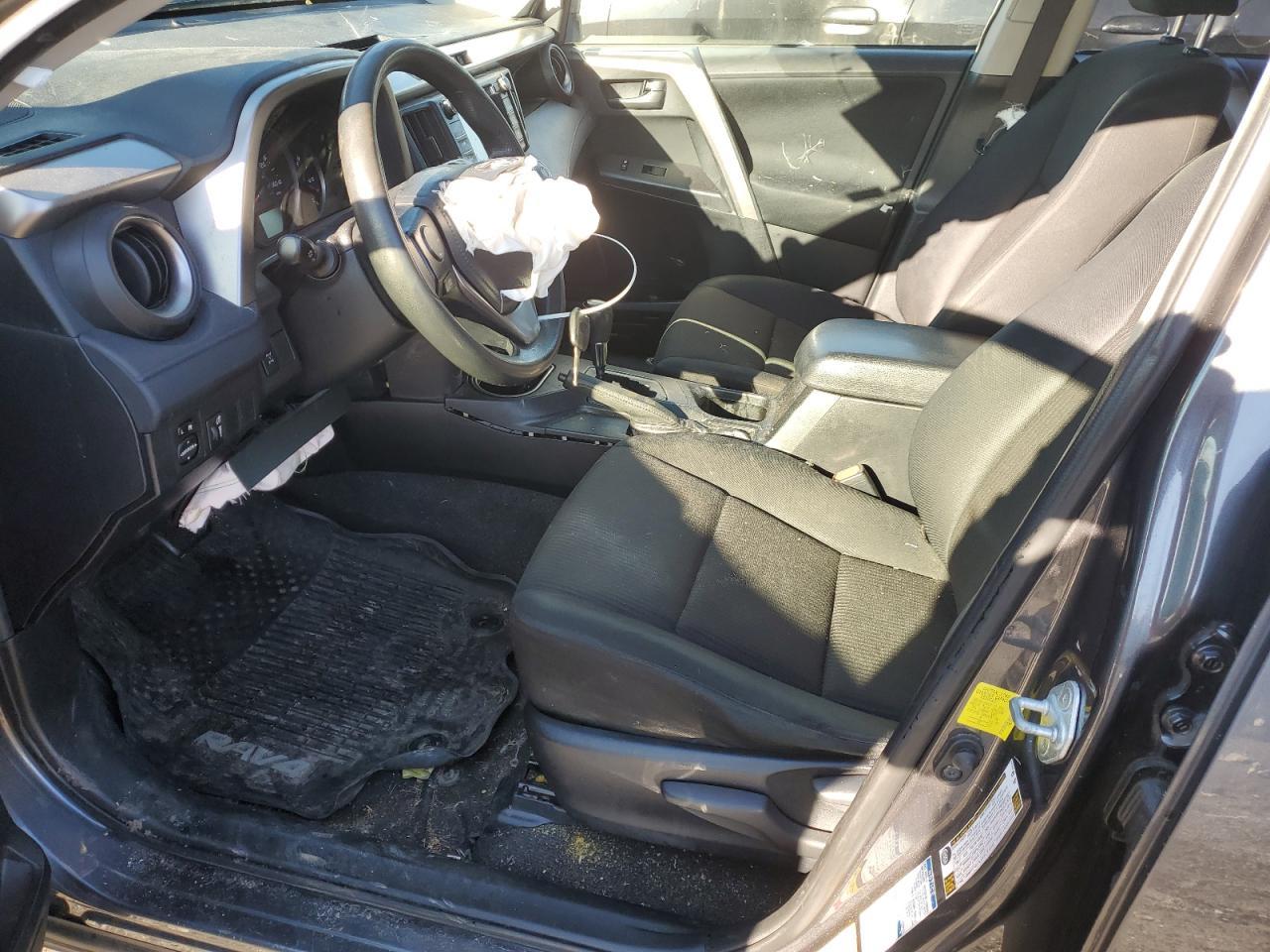 2016 TOYOTA RAV4 LE - Фото 7
