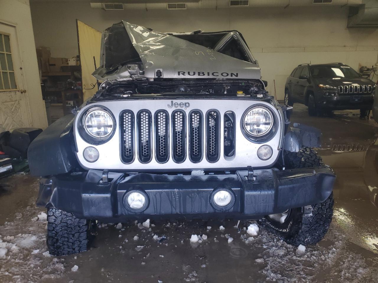 2015 JEEP WRANGLER U - Image 5