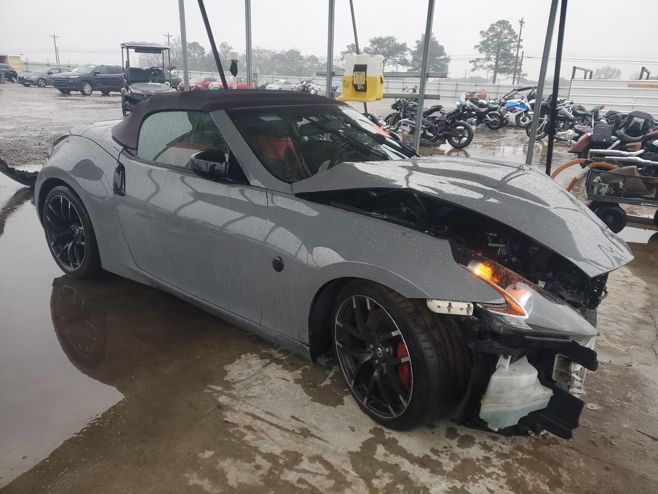 2010 NISSAN 370Z - Фото 4
