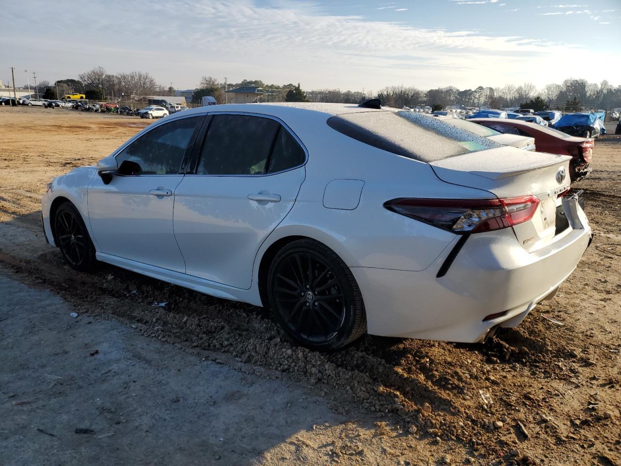 2022 TOYOTA CAMRY XSE - Фото 2