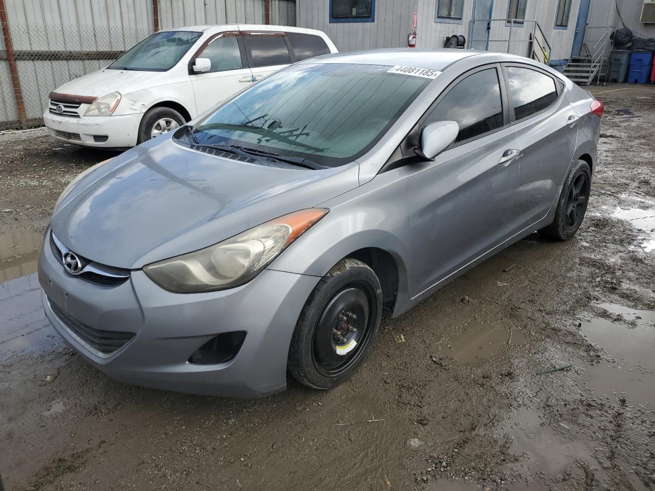 2013 HYUNDAI ELANTRA GL