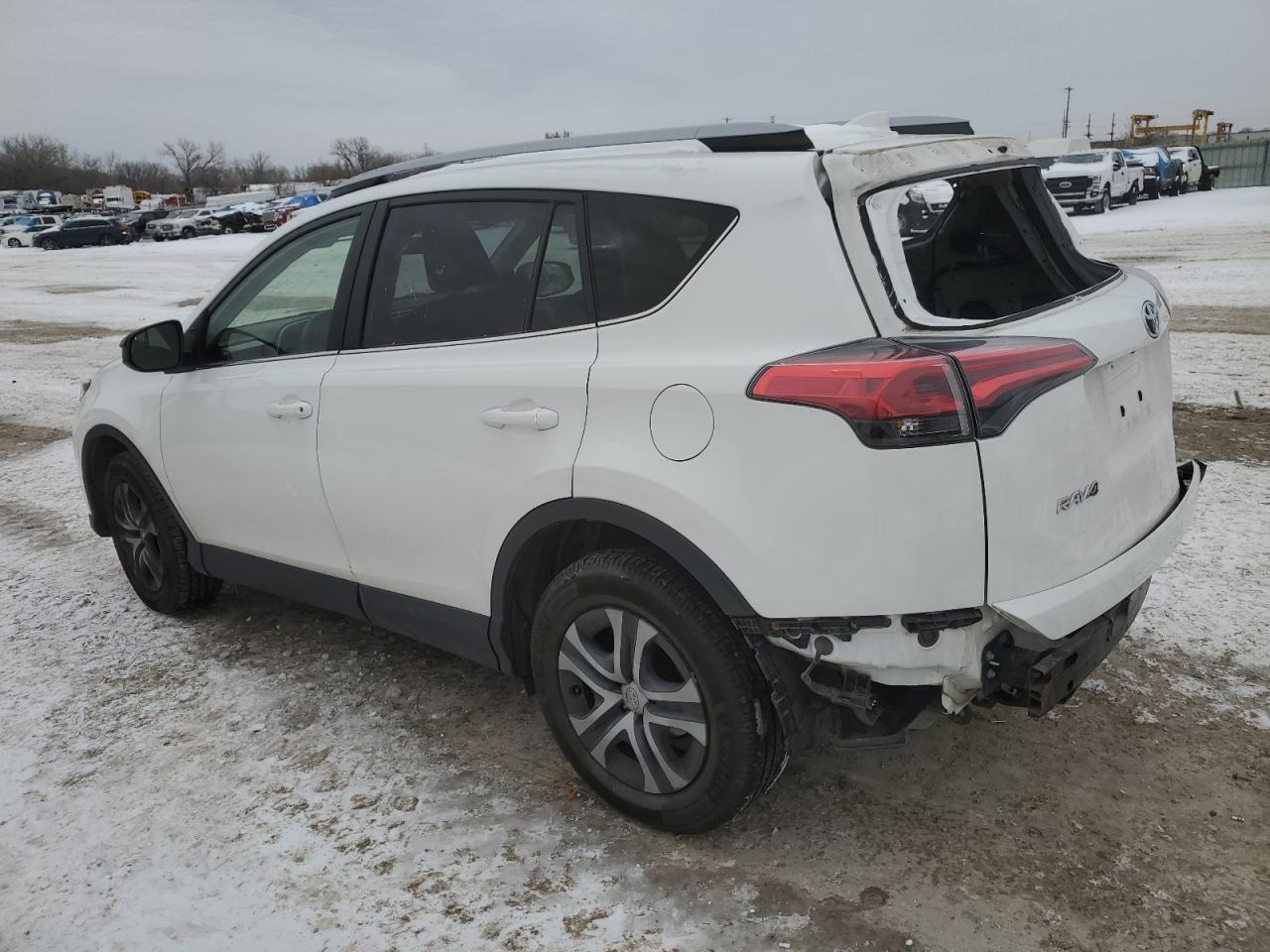 2017 TOYOTA RAV4 LE - Image 2
