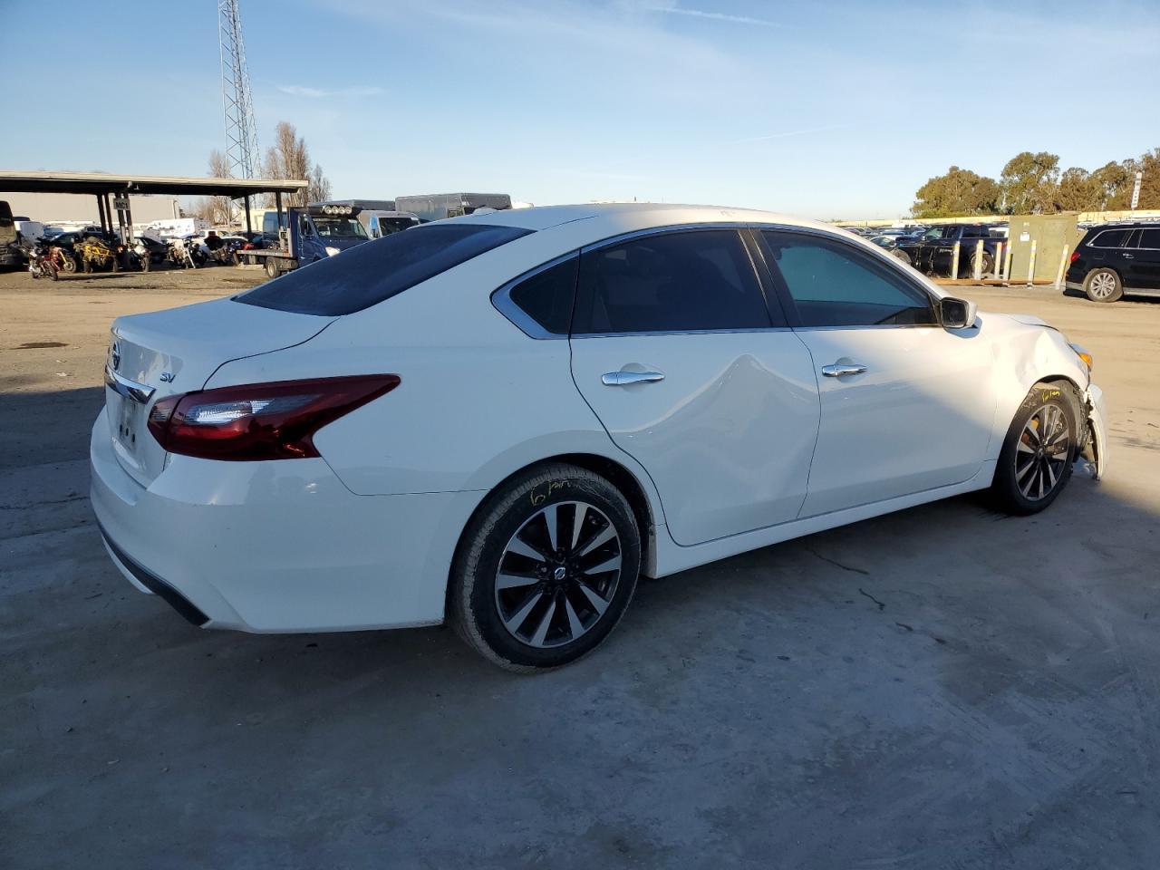 2018 NISSAN ALTIMA 2.5 - Фото 3