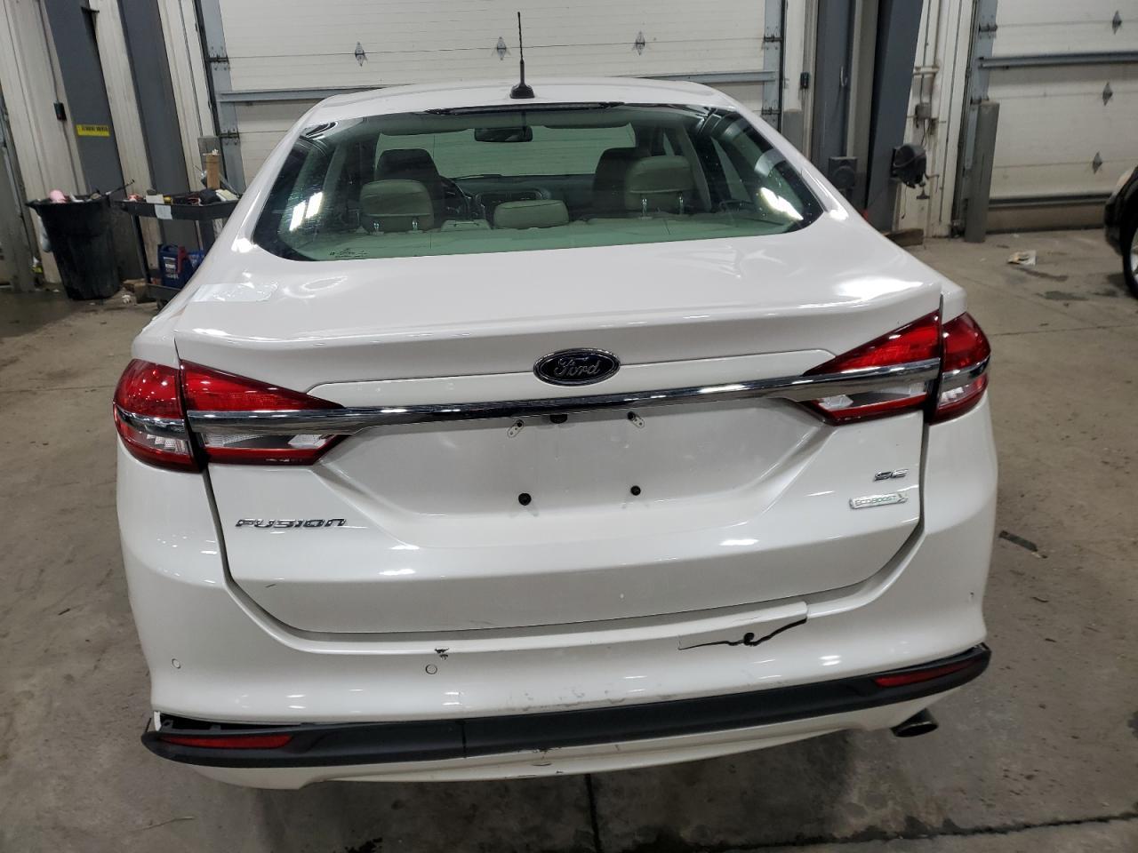 2017 FORD FUSION SE - Фото 6