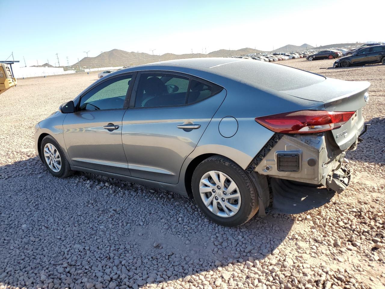 2018 HYUNDAI ELANTRA SE - Фото 2