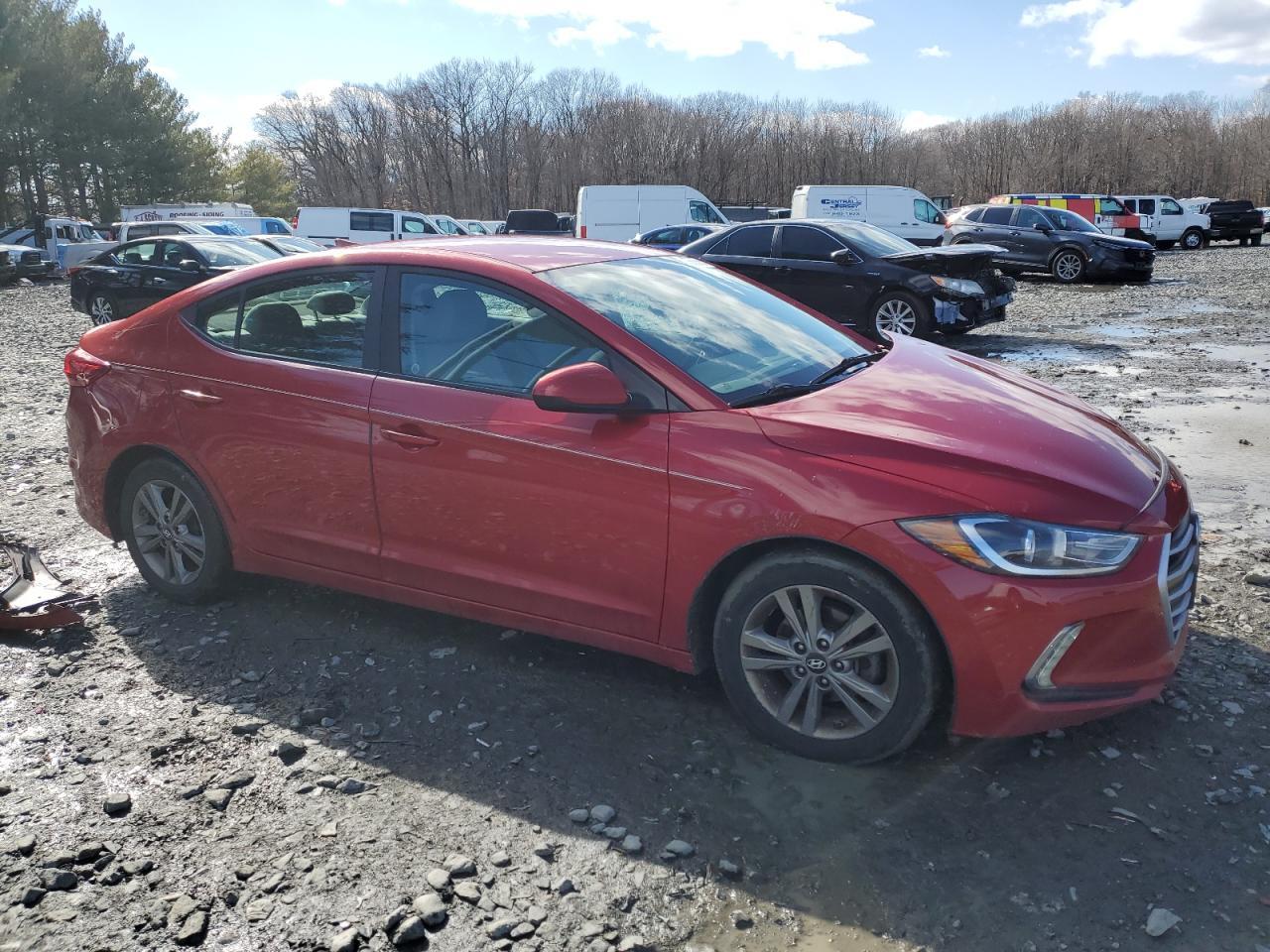 2017 HYUNDAI ELANTRA SE - Image 4