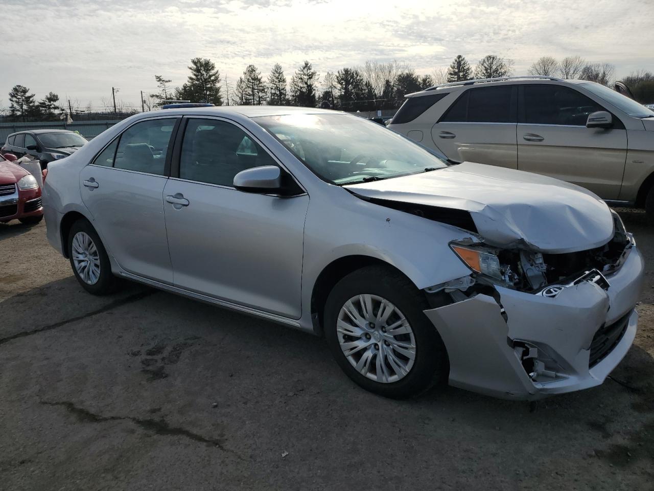 2013 TOYOTA CAMRY L - Фото 4