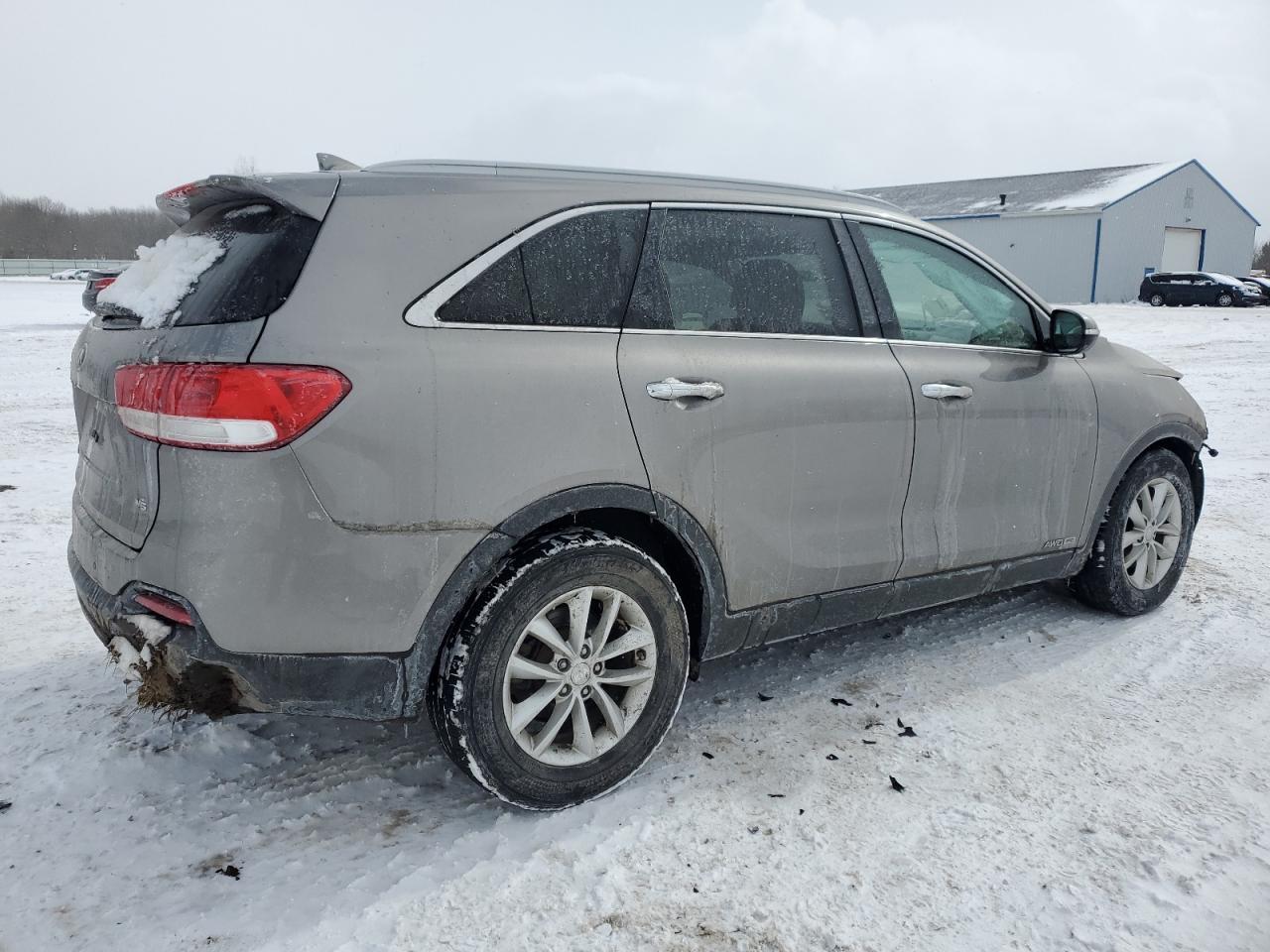 2017 KIA SORENTO LX - Фото 3