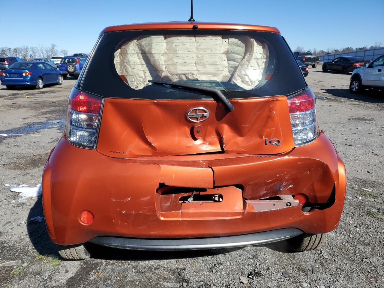 2012 TOYOTA SCION IQ - Фото 6