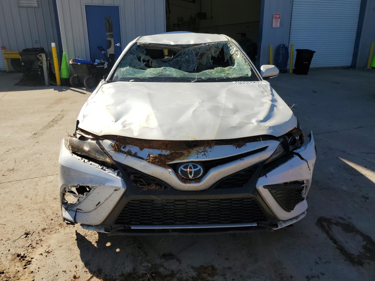 2021 TOYOTA CAMRY XSE - Фото 5