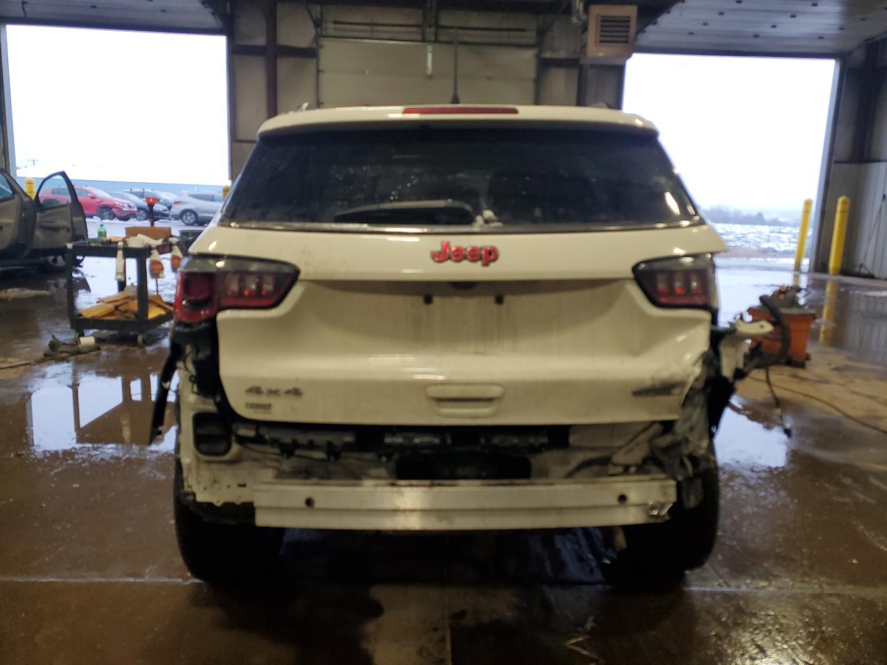 2020 JEEP COMPASS LA - Фото 6