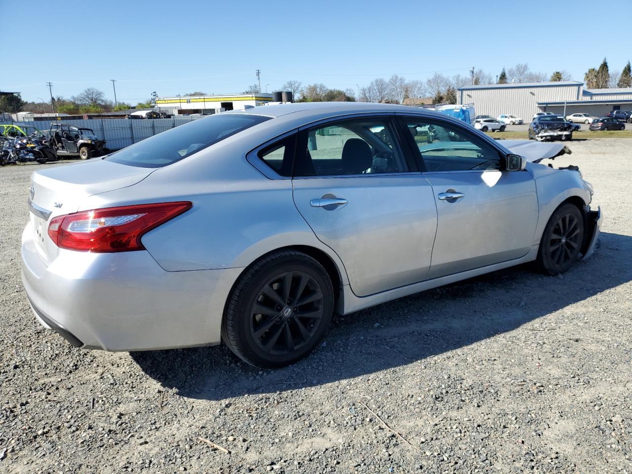 2017 NISSAN ALTIMA 2.5 - Фото 3