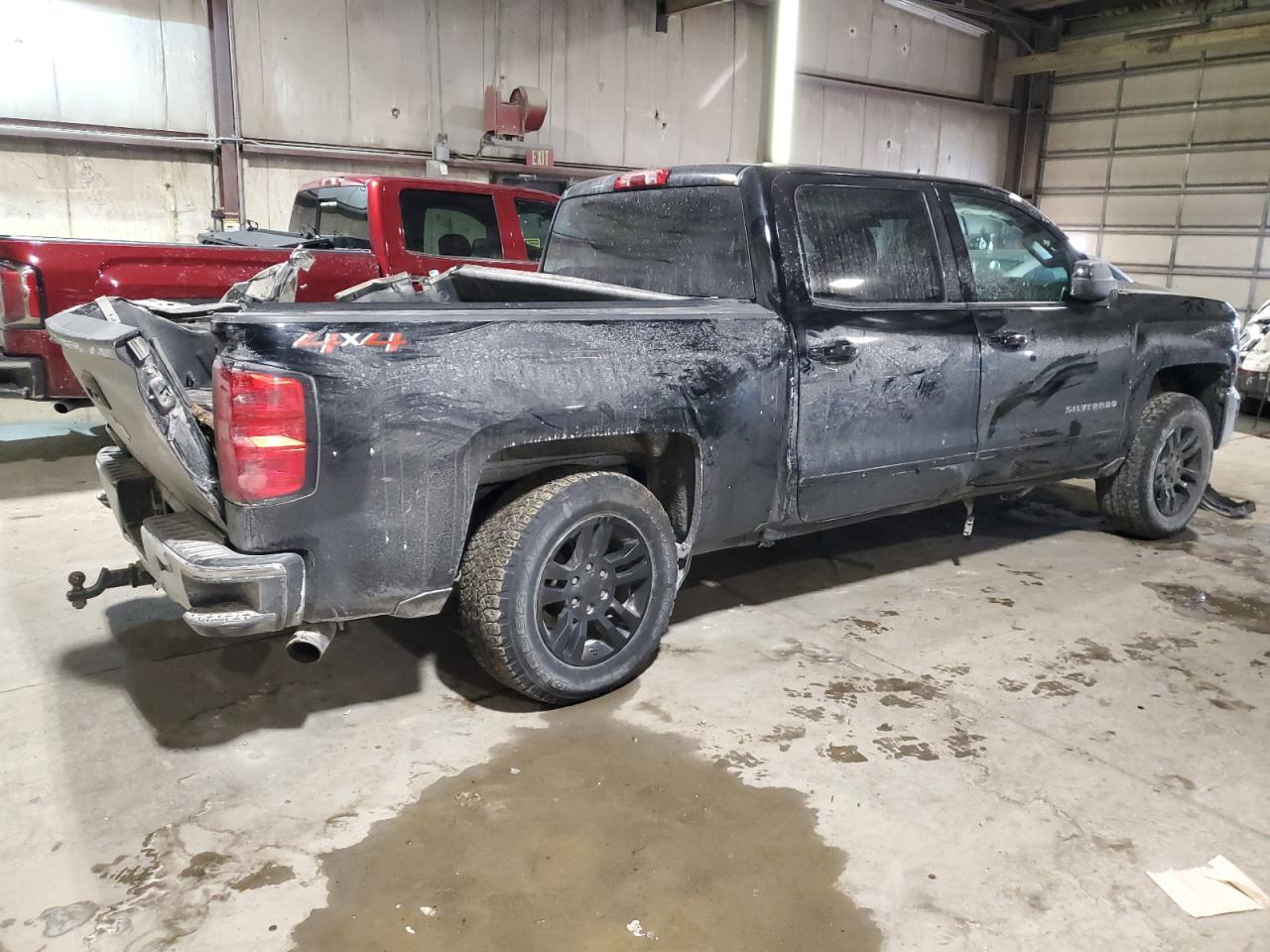 2018 CHEVROLET SILVERADO - Фото 3