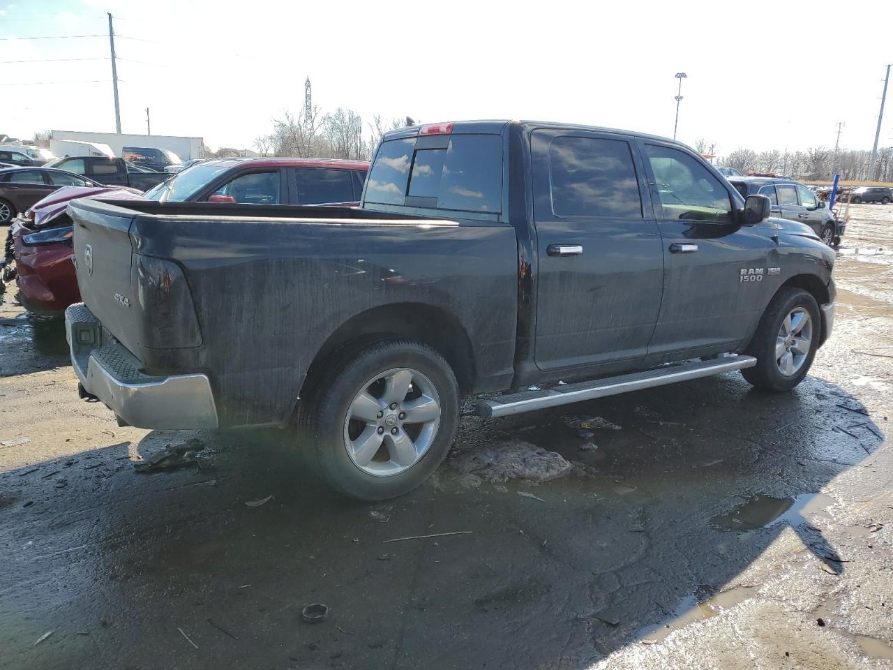 2015 RAM 1500 SLT - Image 3