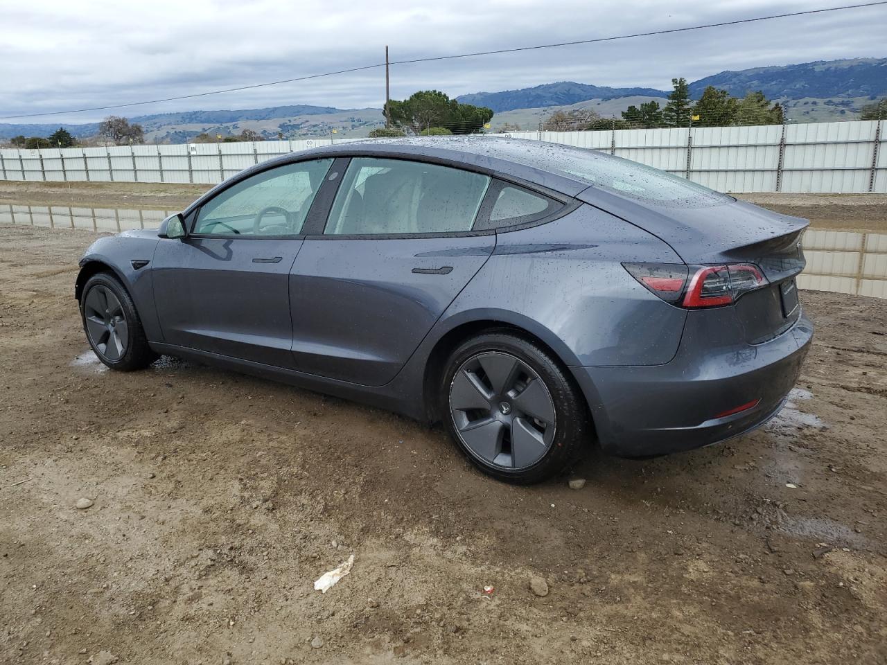 2023 TESLA MODEL 3 - Фото 2