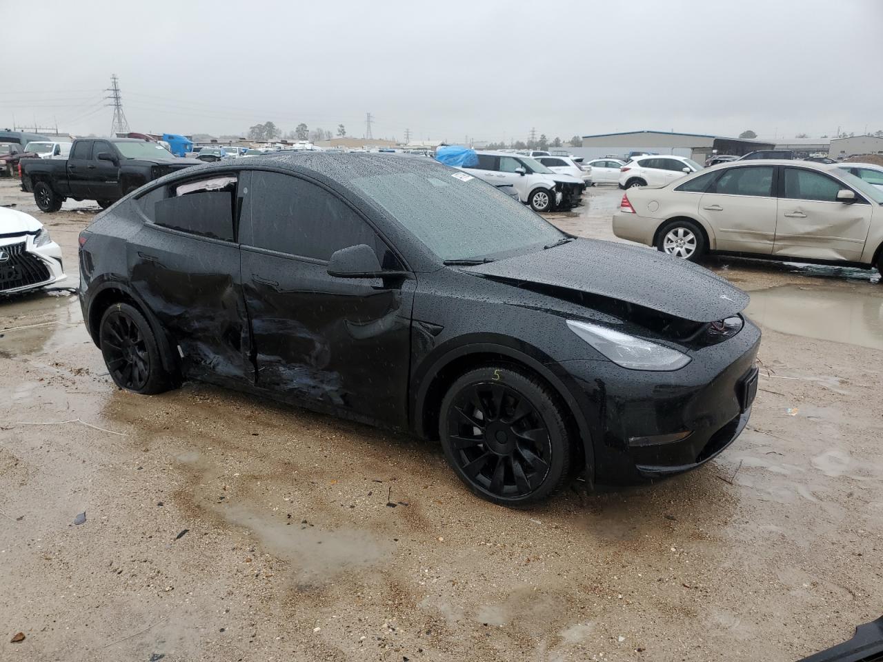 2023 TESLA MODEL Y - Фото 4