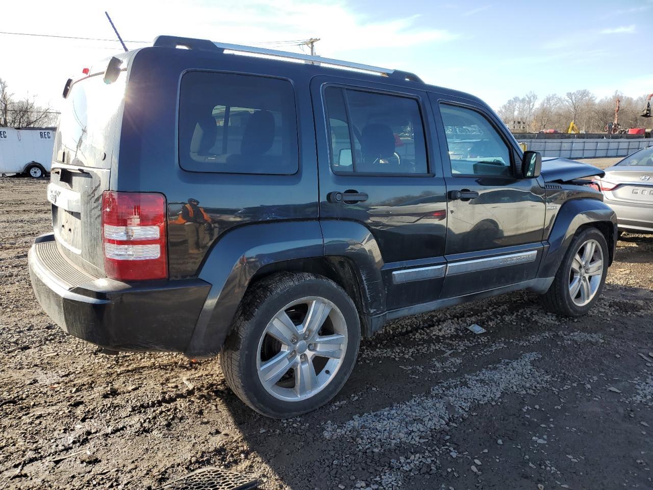 2011 JEEP LIBERTY SP - Фото 3