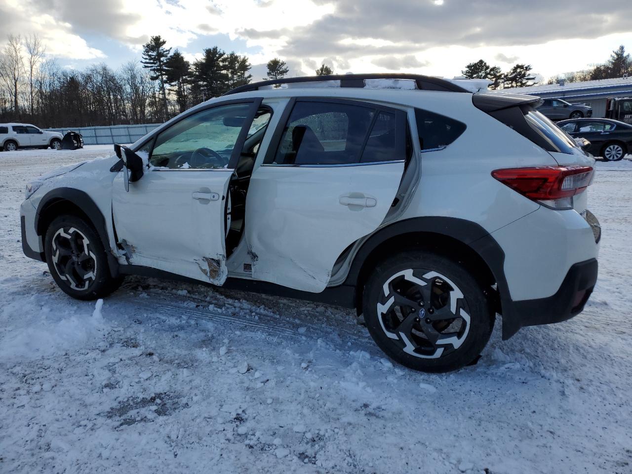 2021 SUBARU CROSSTREK - Фото 2