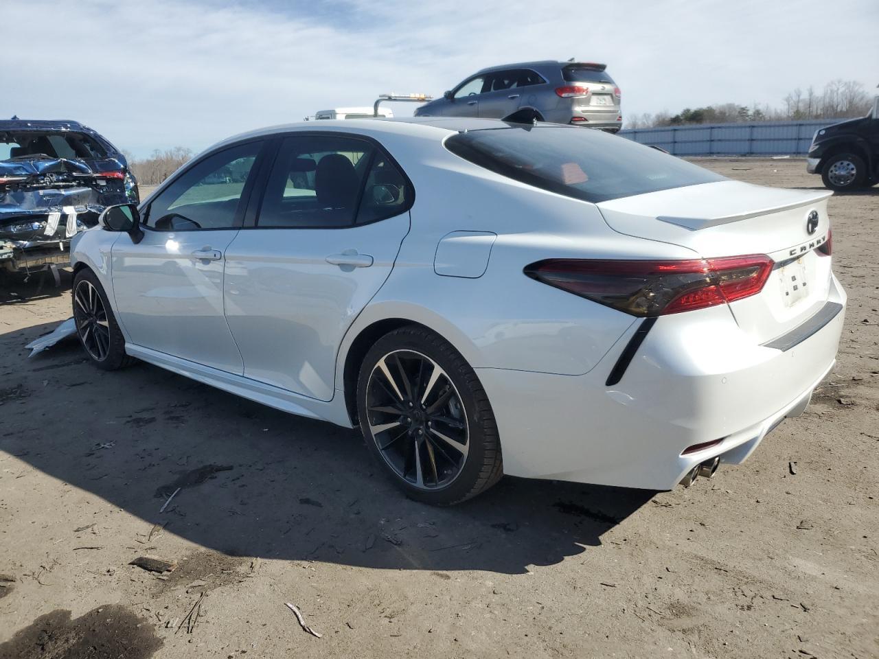 2018 TOYOTA CAMRY XSE - Image 2