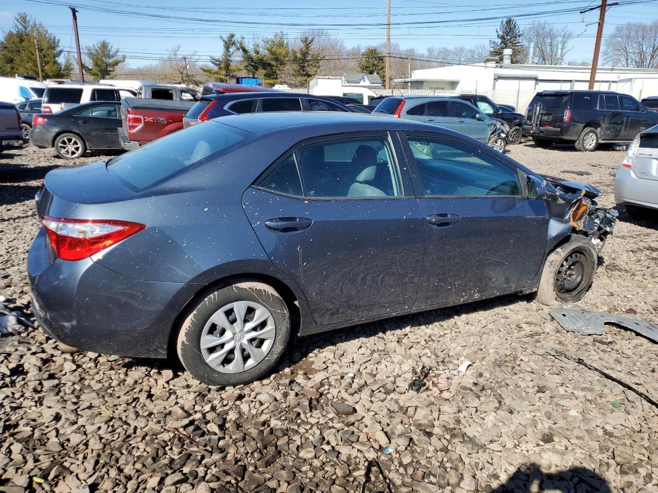 2015 TOYOTA COROLLA L - Фото 3