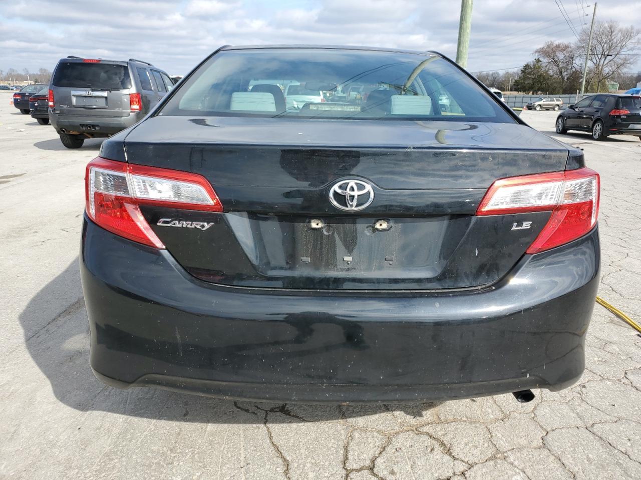 2014 TOYOTA CAMRY L - Image 6