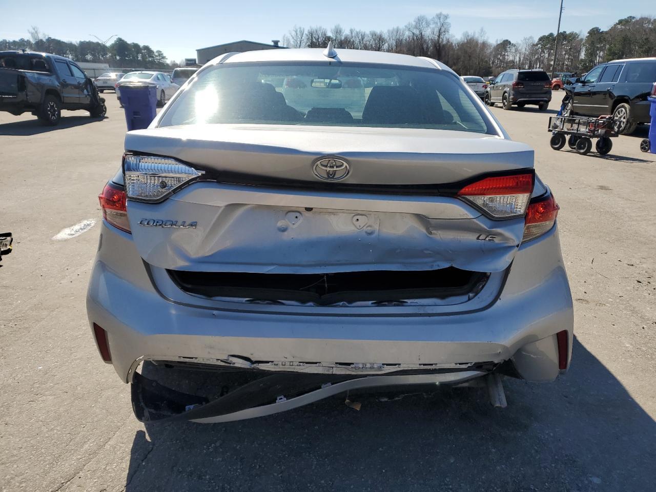 2022 TOYOTA COROLLA LE - Image 6