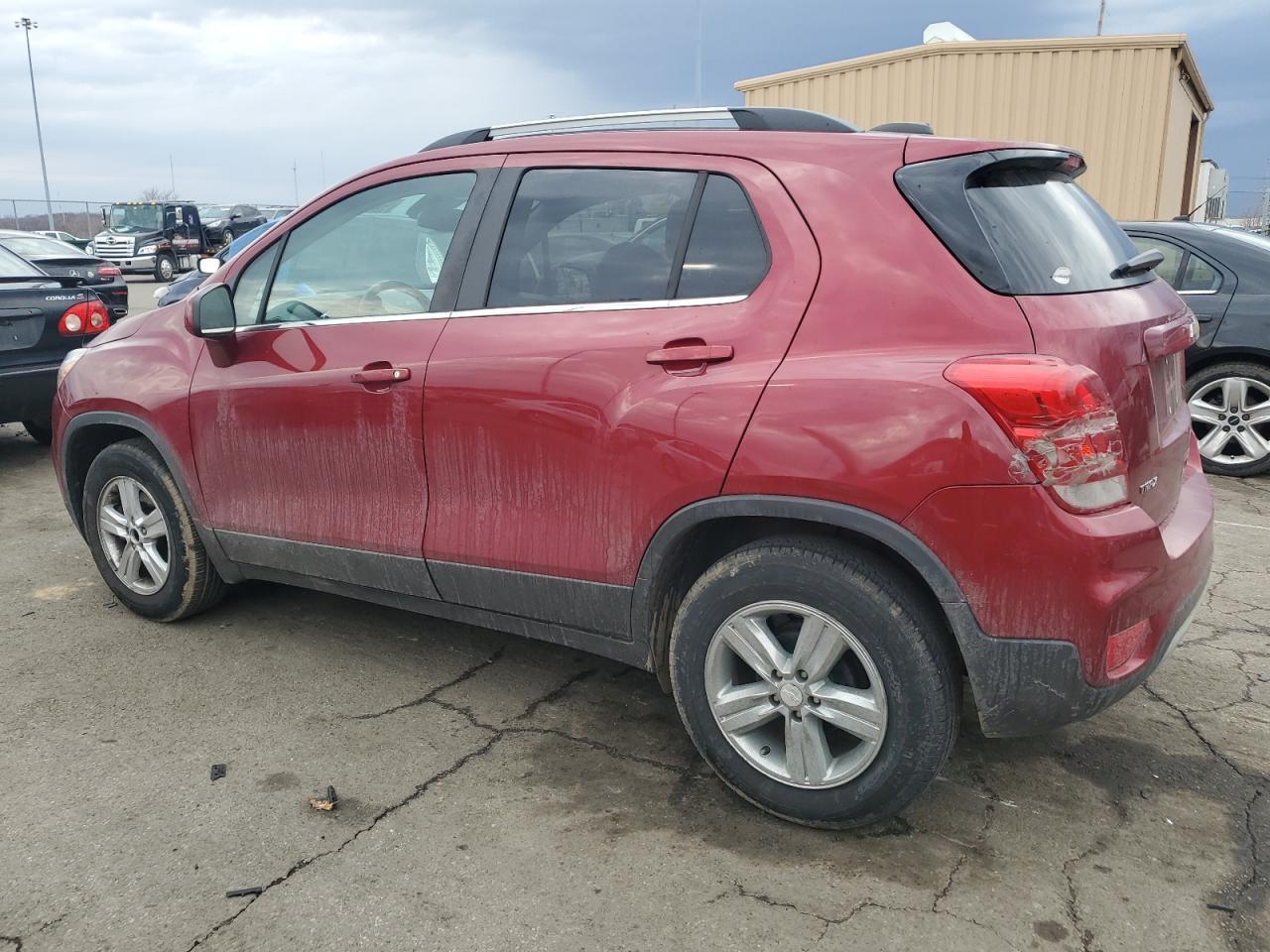 2018 CHEVROLET TRAX 1LT - Фото 2