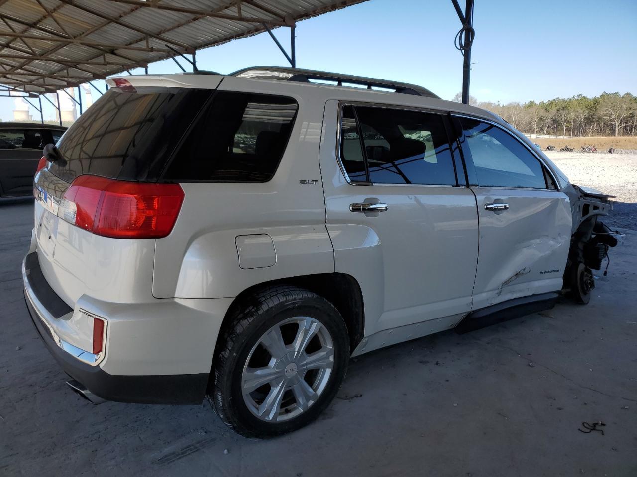 2016 GMC TERRAIN SL - Image 3