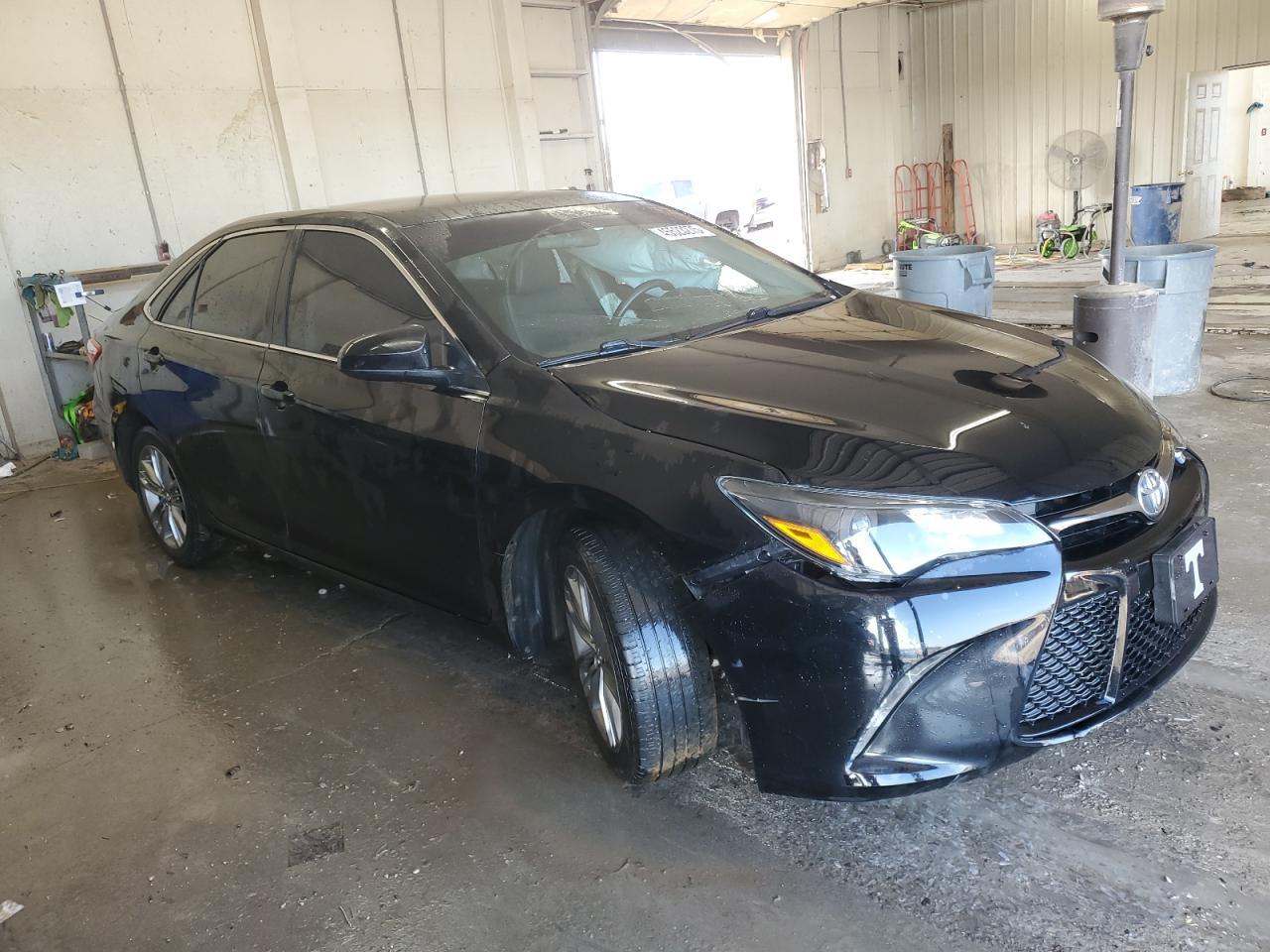 2016 TOYOTA CAMRY LE - Image 4