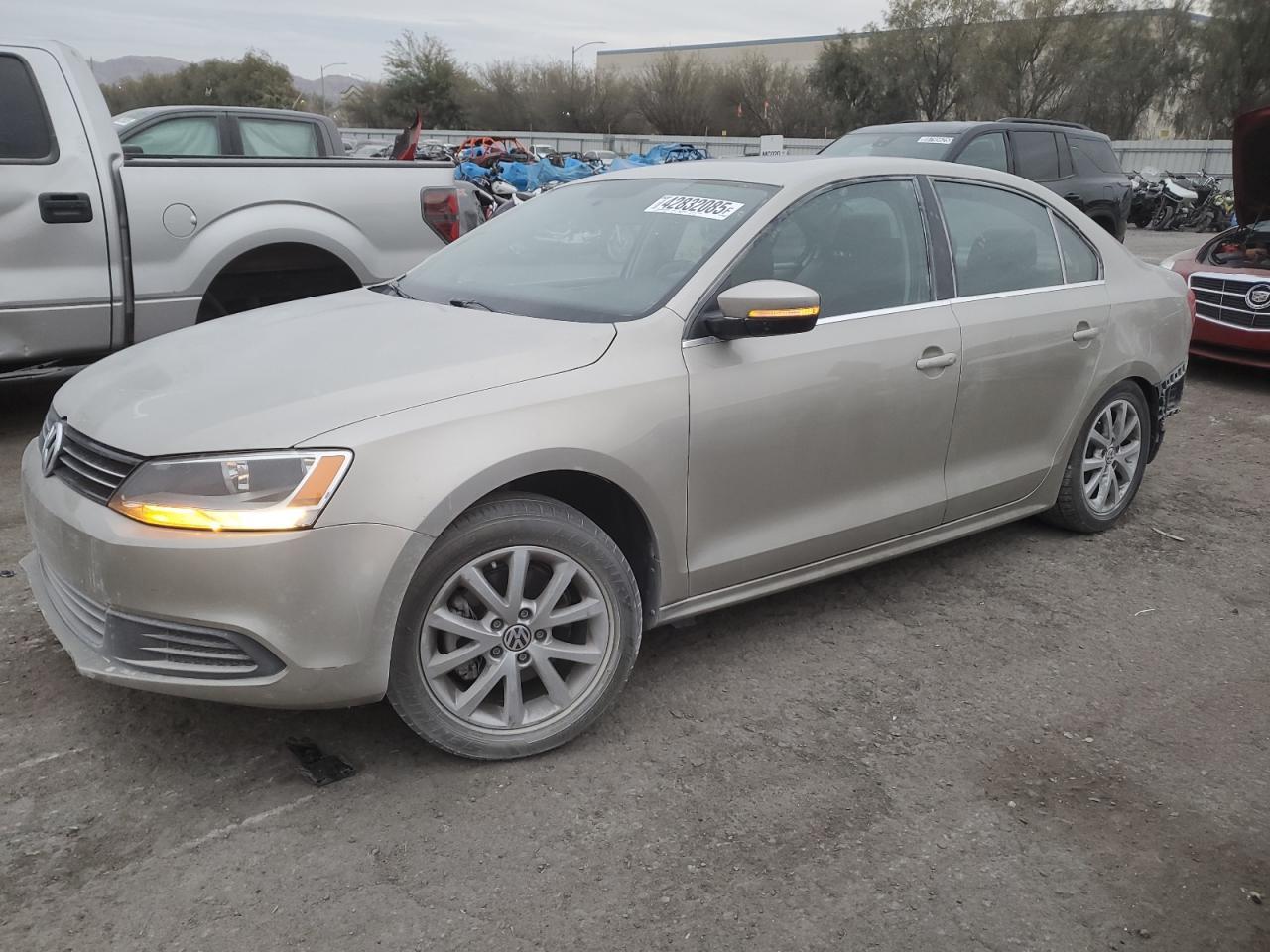 2014 VOLKSWAGEN JETTA SE